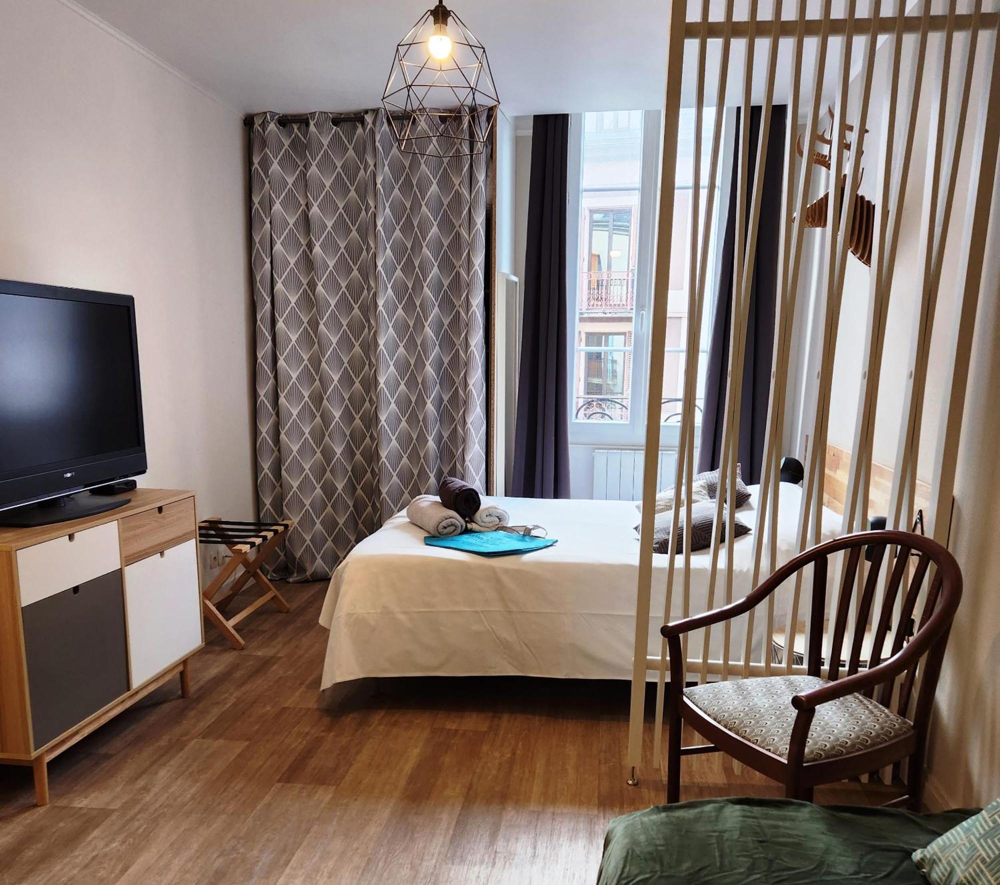 Appartements Epicurieux Hyper Centre Ville, Calme - Sejouraixlesbains Εξ Λε Μπαν Δωμάτιο φωτογραφία