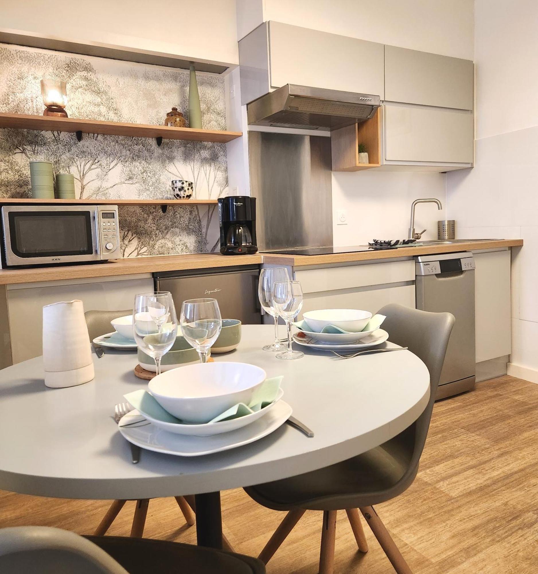 Appartements Epicurieux Hyper Centre Ville, Calme - Sejouraixlesbains Εξ Λε Μπαν Δωμάτιο φωτογραφία