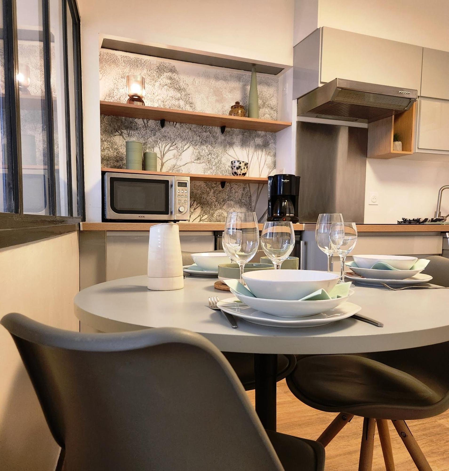 Appartements Epicurieux Hyper Centre Ville, Calme - Sejouraixlesbains Εξ Λε Μπαν Δωμάτιο φωτογραφία