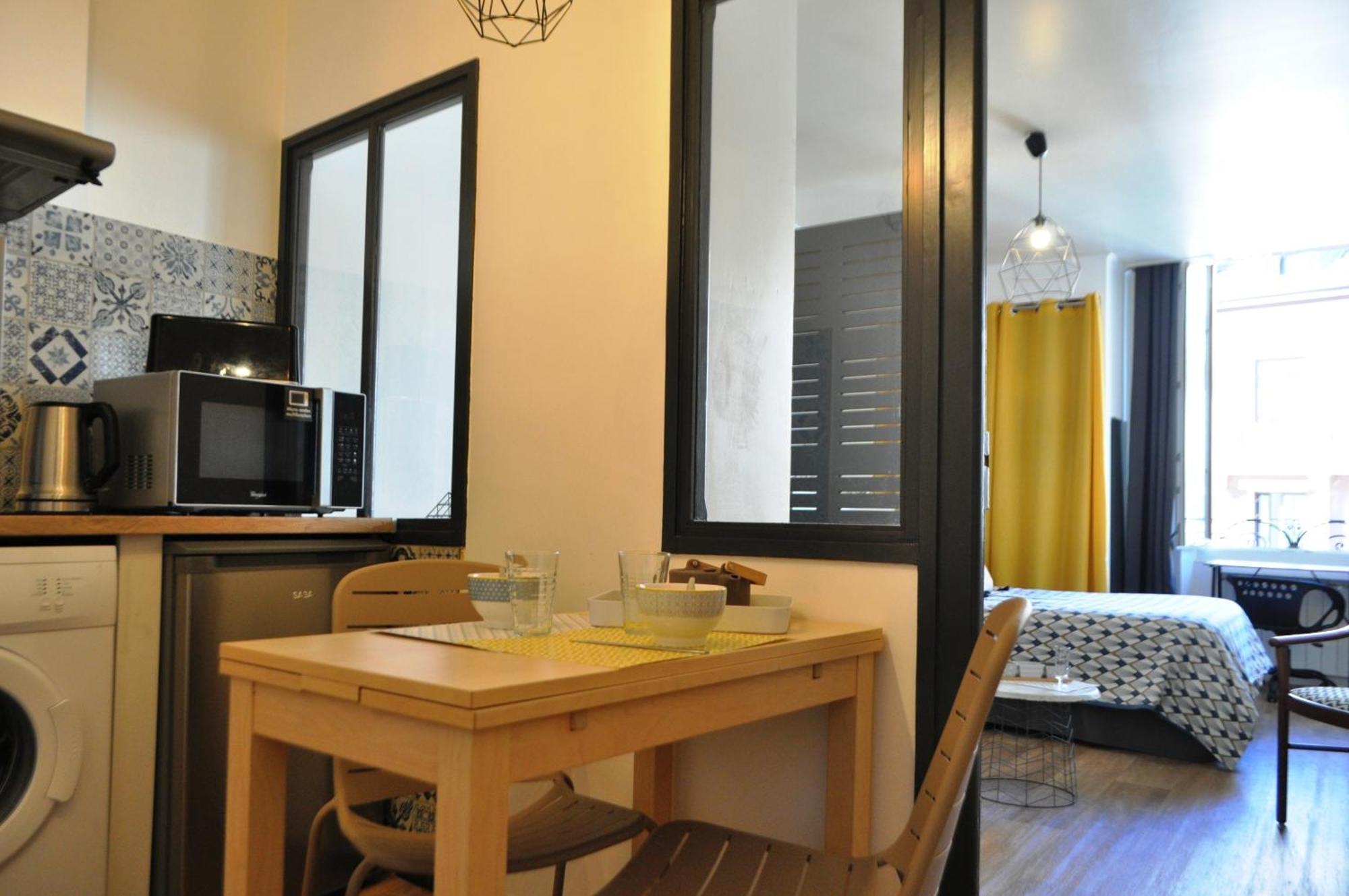 Appartements Epicurieux Hyper Centre Ville, Calme - Sejouraixlesbains Εξ Λε Μπαν Δωμάτιο φωτογραφία