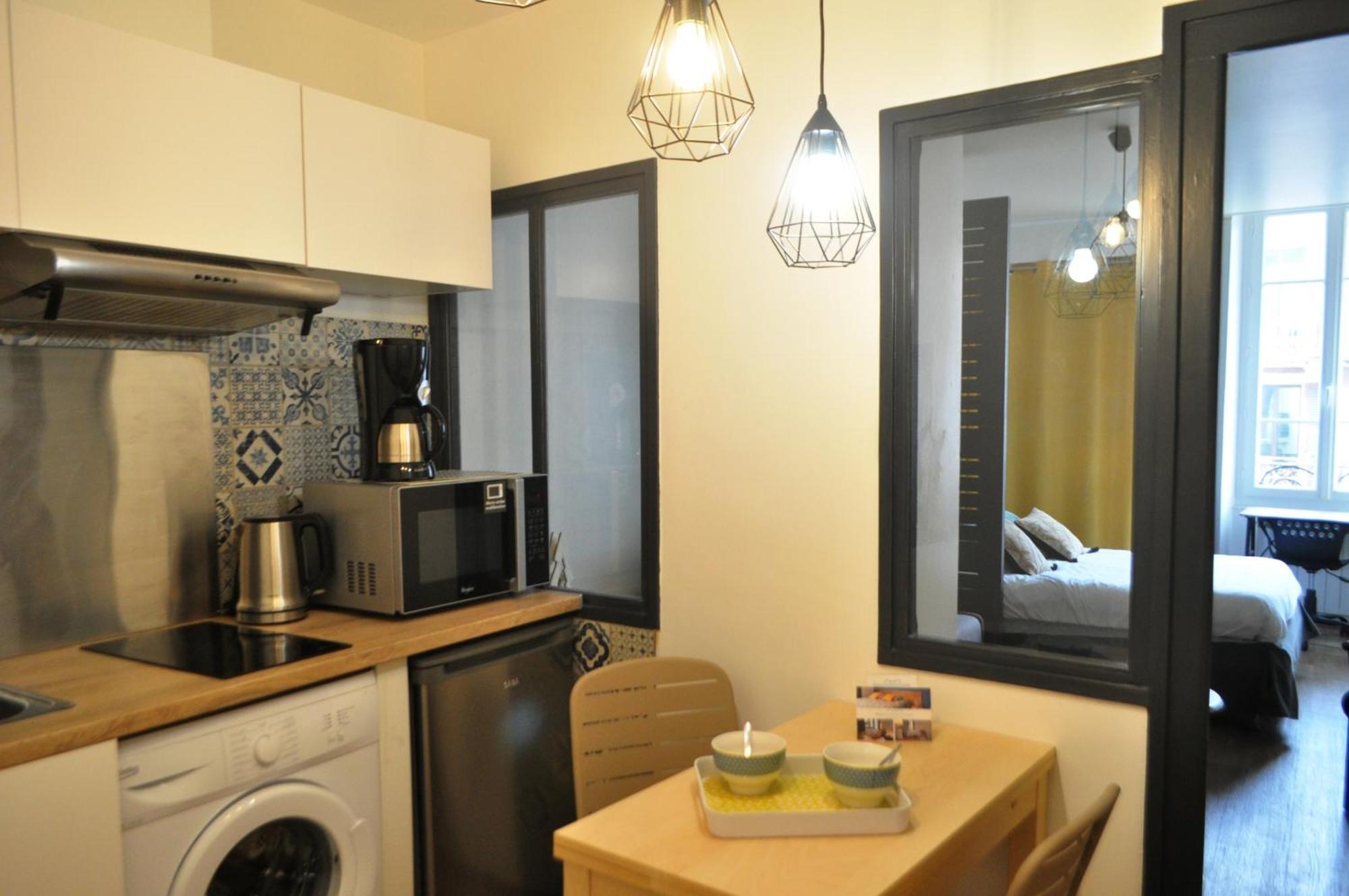 Appartements Epicurieux Hyper Centre Ville, Calme - Sejouraixlesbains Εξ Λε Μπαν Δωμάτιο φωτογραφία