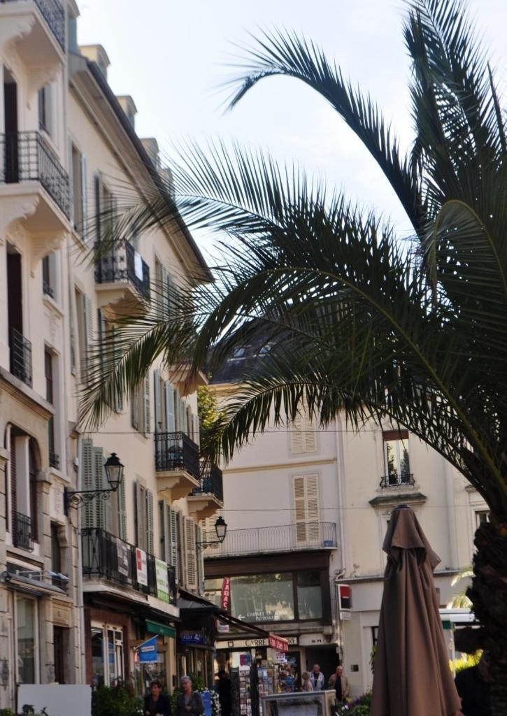 Appartements Epicurieux Hyper Centre Ville, Calme - Sejouraixlesbains Εξ Λε Μπαν Εξωτερικό φωτογραφία